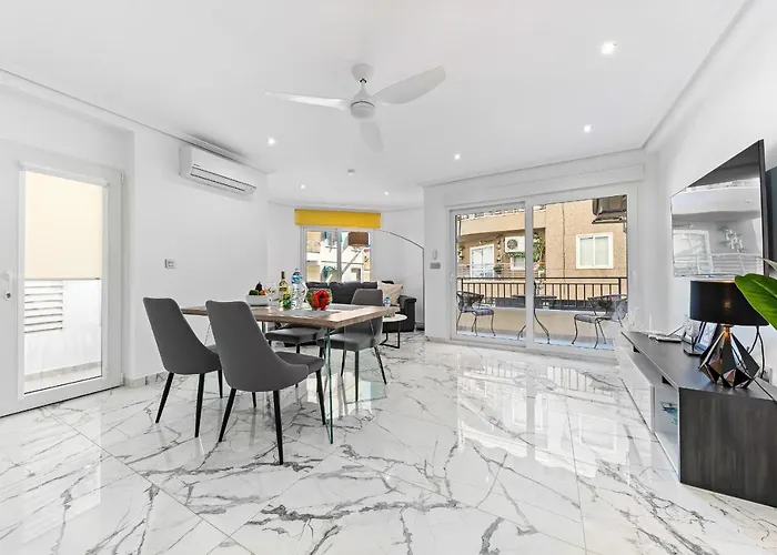 Apolo Beach Front - Sea View Luxury Apartment